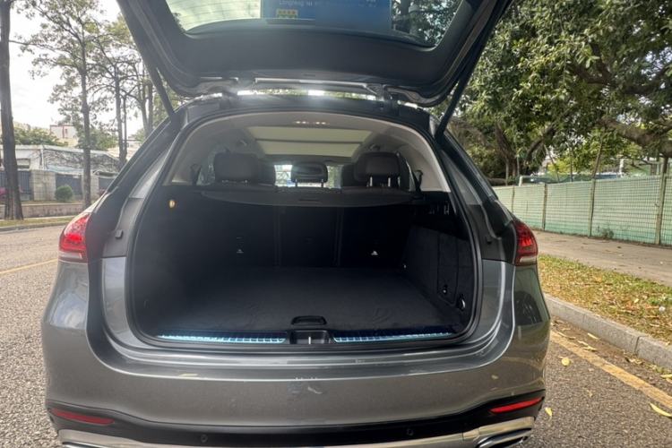 Used Mercedes-Benz GLE 2023 GLE 350 4MATIC Stylish Model
