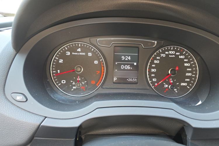 Used Audi Q3 2018 30th Anniversary Edition 30 TFSI Fashion Model Instrument Cluster