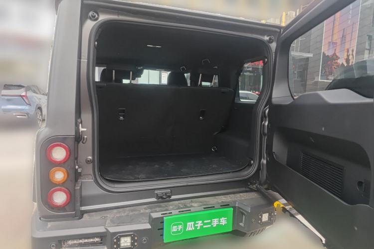 Used 212 T01 2024 2.0T Mechanic
