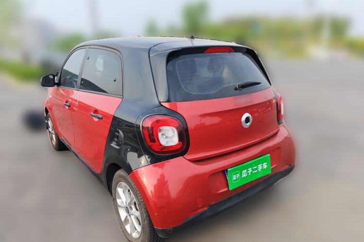 Used smart forfour 2016 1.0L 52 kW Dynamic Edition Rear Left 45 Deg