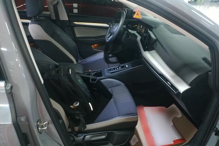 Used Volkswagen Golf 2021 280TSI DSG Pro Right Front Seat