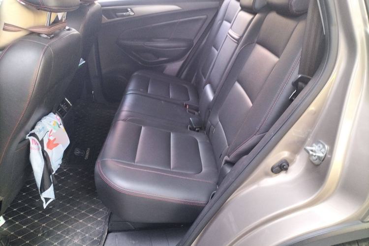 Used CHANGAN CS75 2016 2.0L Manual Leading Version China V Standard
