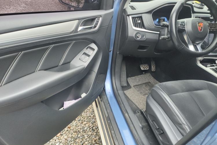 Used Roewe RX5 New Energy 2017 eRX5 50T Hybrid Connected Prestige Flagship Edition Driver Seat