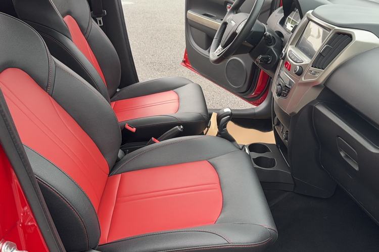 Used Haval H1 2016 Red-Label 1.5L AMT Luxury Model