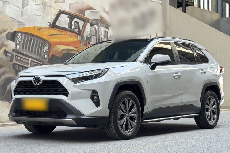 Used Toyota RAV4 2023 2.0L CVT Two-Wheel Drive Fashion Plus Edition