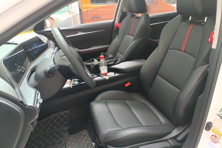 Used CHANGAN Eado 2020 PLUS Blue Whale NE 1.4T GDI DCT Prestige Model Left Front Seat