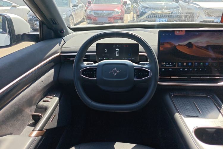 Used Dongfeng eπ eπ008 2024 210Max Range-Extended Version 6 Seats