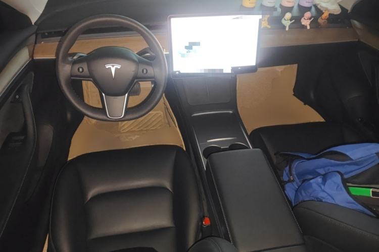 Used Tesla Model 3 2022 Rear-Wheel-Drive Version Center Console