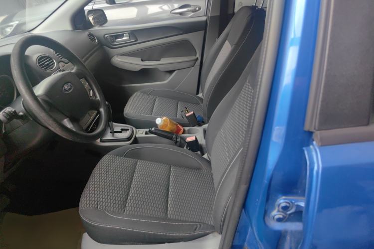 Used Ford Focus 2013 Hatchback Classic 1.8L Automatic Base Model Left Front Seat