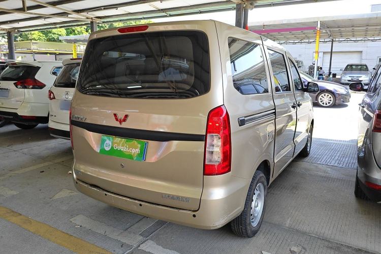 Used Wuling Hongguang V 2022 1.5L Jingqu Edition Electric-Assist LAR