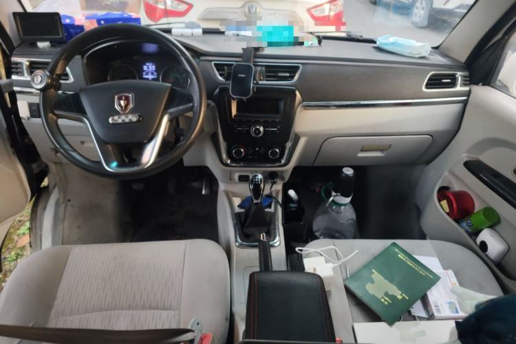 Used Jinbei New Hiace X30L 2018 1.5L Wealth Edition DLCG14 Center Console