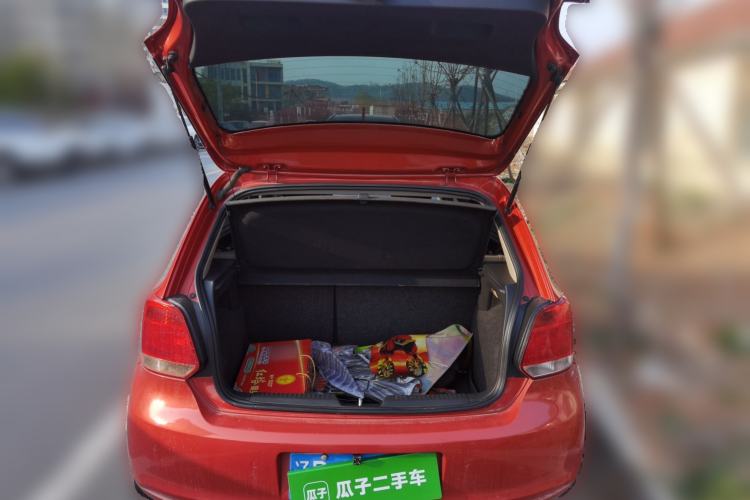 Used Volkswagen Polo 2011 1.6L Automatic ZhiKu Edition