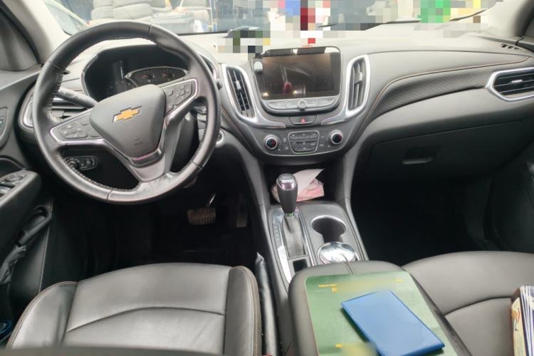 Used Chevrolet Equinox 2018 535T Automatic YuJie Edition Center Console