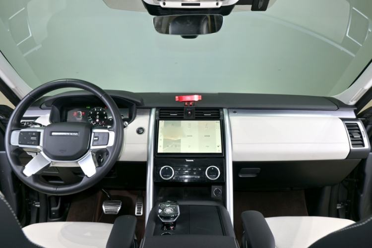 Used Land Rover Discovery 2023 Restyled 360 PS R-Dynamic SE