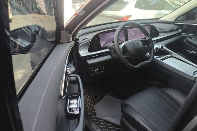 Used EXEED Lingyun 2025 300T Two-Wheel Drive Starry Edition
