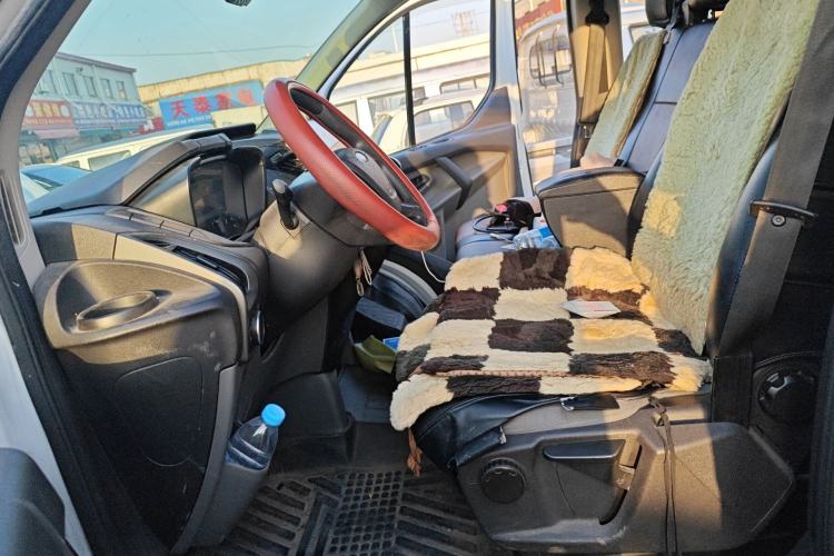 Used Ford Transit 2019 2.0T Diesel Multi-Purpose Commercial Vehicle Short Wheelbase Low Roof 6-Seater China VI Standard
