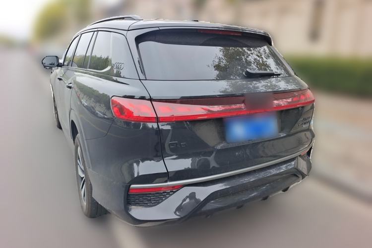 Used Audi Q6 2024 40 TFSI quattro Guanyun Edition Flying Rider Package 6-seater Rear Left 45 Deg