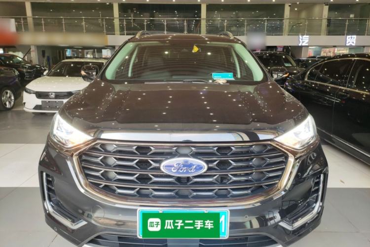 Used Ford Edge 2021 PLUS EcoBoost 245 Two-Wheel-Drive Titanium 7-Seater
