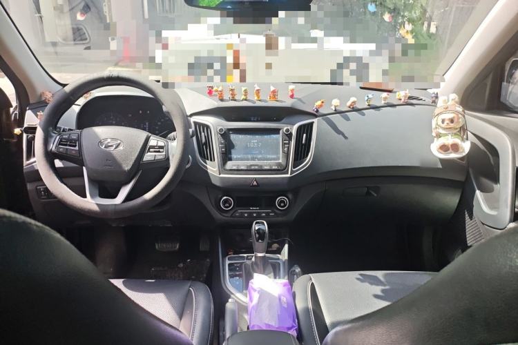 Used Hyundai ix25 2015 2.0L Automatic Two-Wheel Drive Intelligent GLS