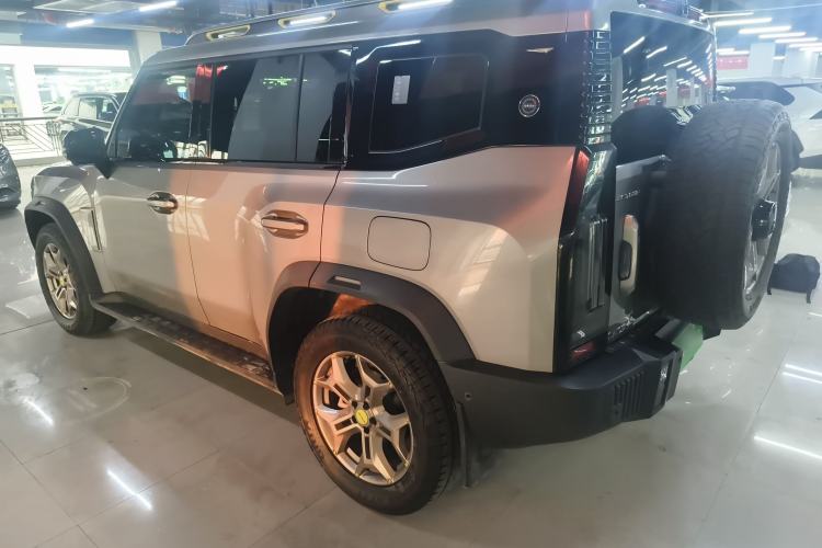 Used JETOUR Traveler 2023 2.0T All-Wheel Drive Conquer PRO Exterior 2