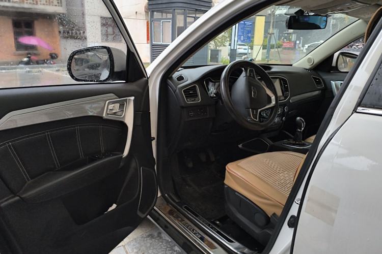 Used Geely Auto Vision X6 2016 1.8L Manual Luxury Model