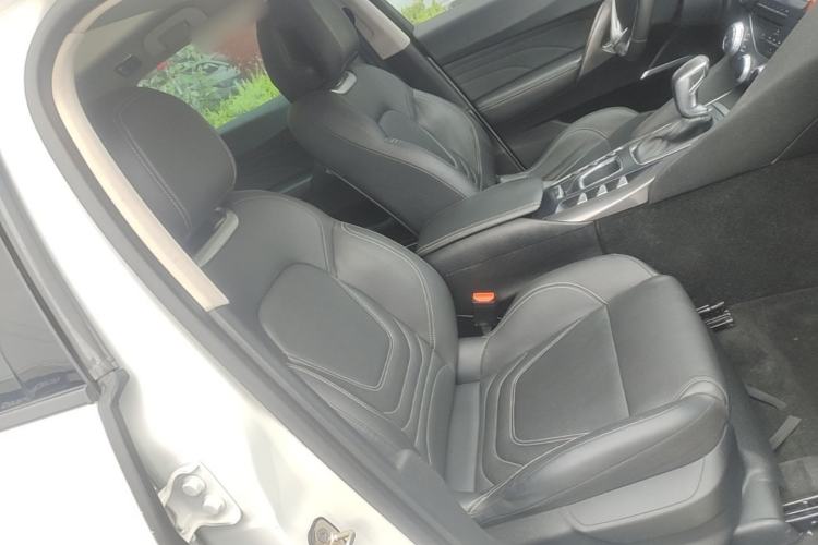 Used DS 5 2015 1.6T Elegant Edition THP160
