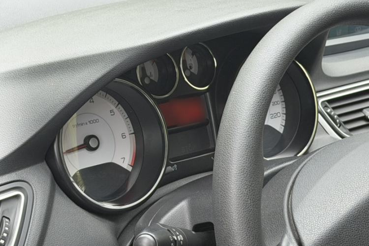 Used Peugeot 308 2014 Enjoy Edition Classic 1.6L Automatic Premium Model Exterior 7