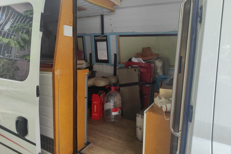 Used SAIC MAXUS Xintu V80 2019 2.5T Classic Model AMT Aoyuntong Long Wheelbase High-Roof 7-Seater