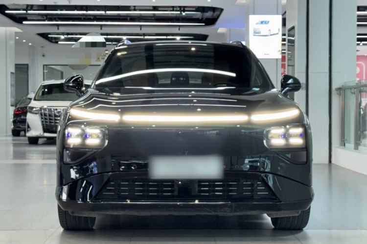 Used XPeng G9 2025 625 Long-Range Max Exterior 5