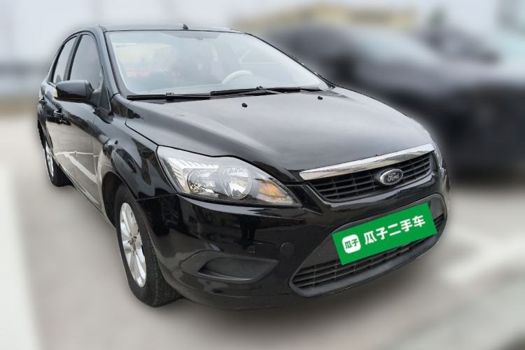 Used Ford Focus 2011 Sedan 1.8L Manual Classic Model
