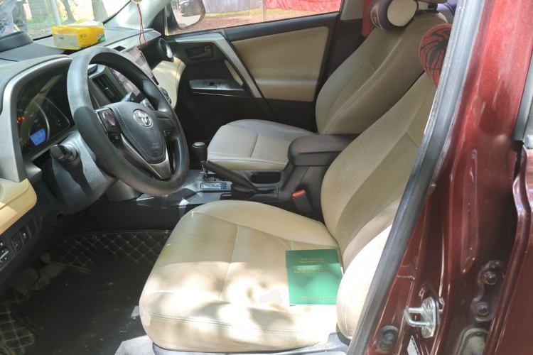 Used Toyota RAV4 2016 2.0L CVT Two-Wheel Drive Urban Edition China V Standard
