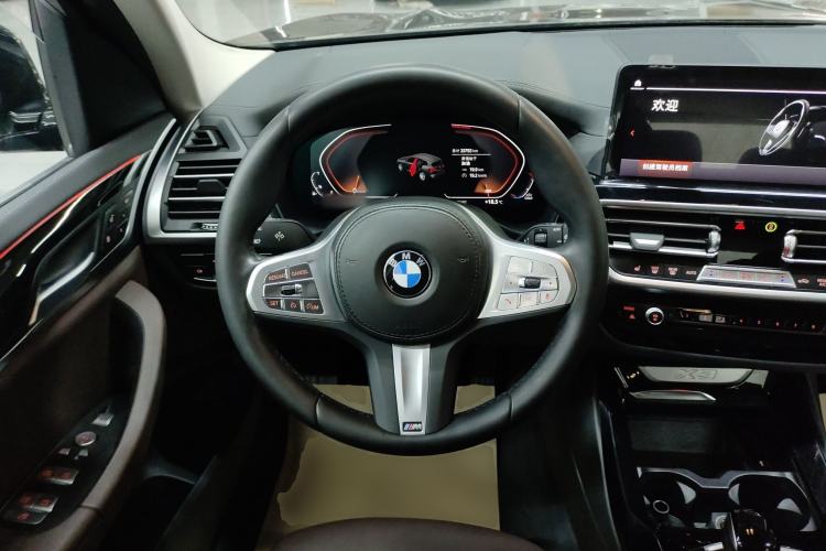 Used BMW X3 2023 xDrive25i M Sport Package Steering Wheel