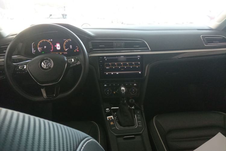 Used Volkswagen Lamando 2019 280TSI DSG Luxury Edition China VI Standard Center Console