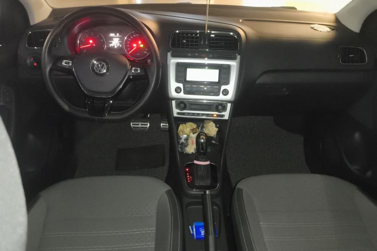 Used Volkswagen Polo 2014 1.6L Cross Polo Automatic
