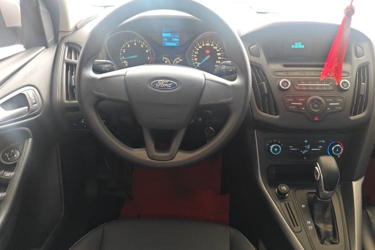 Used Ford Focus 2015 Hatchback 1.6L Automatic Comfort Model
