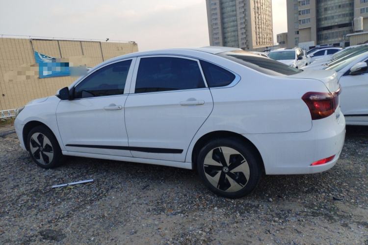 Used Dongfeng Aeolus E70 2023 500 Smart Edition Lithium Iron Phosphate 48.6 kWh 120 kW