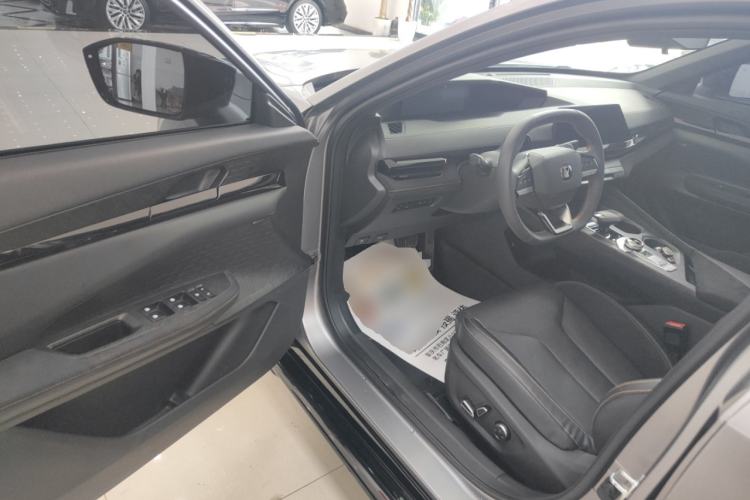 Used Changan UNI-V 2022 2.0T Leading-Speed Edition
