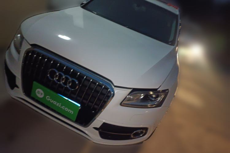 Used Audi Q5 2018 Collector's Edition 40 TFSI Technology Model