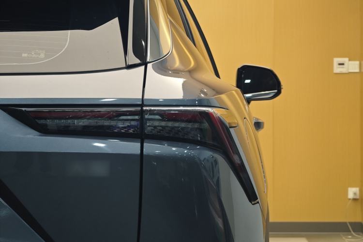 Used JETOUR Dashing 2024 1.5T DCT Starlight Shine Pro Edition
