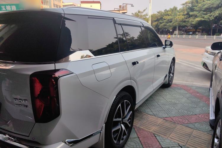 Used GAC Trumpchi GS8 2022 Dual-Engine Series 2.0TM Two-Wheel Drive Prestige Edition (7 Seats) Right Rear Taillight