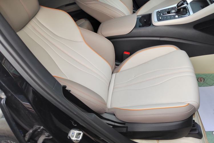 Used BYD Song Pro New Energy 2024 HONOR Edition DM-i 110KM Beyond Model Right Front Seat