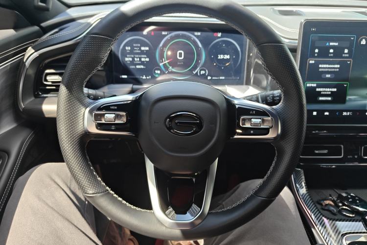 Used GAC Trumpchi GS8 2022 Linghang Series 2.0 TGDI Two-Wheel-Drive Luxury Smart Connectivity Version (7 Seats)
