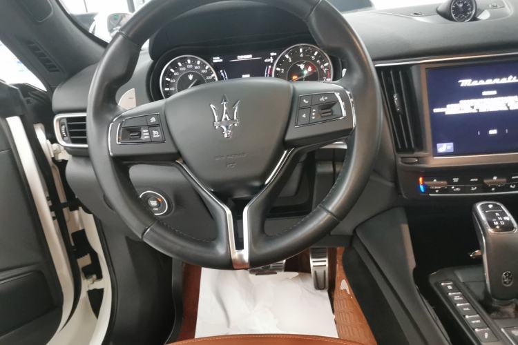 Used Maserati Levante 2022 2.0T GT Sharp Edition Steering Wheel