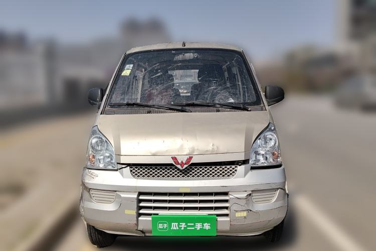 Used Wuling Rongguang 2011 1.2L Base Version
