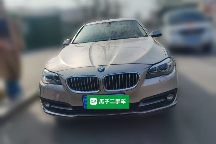 Used BMW 5 Series 2014 528Li Leading Model

