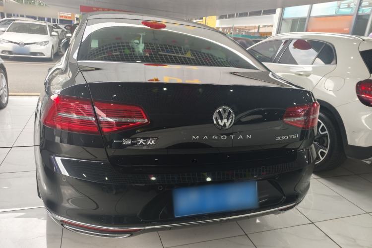 Used Volkswagen Magotan 2018 Facelift 330TSI DSG Luxury Model
