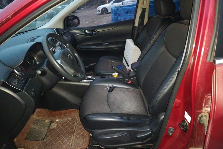 Used Nissan Tiida 2011 1.6L CVT Smart Version
