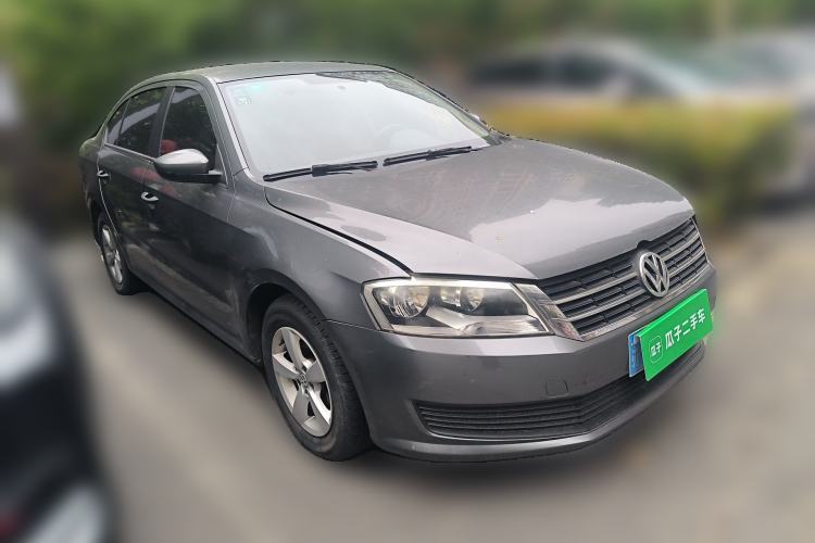 Used Volkswagen Lavida 2013 Revised Classic 1.6L Automatic Fashion Edition