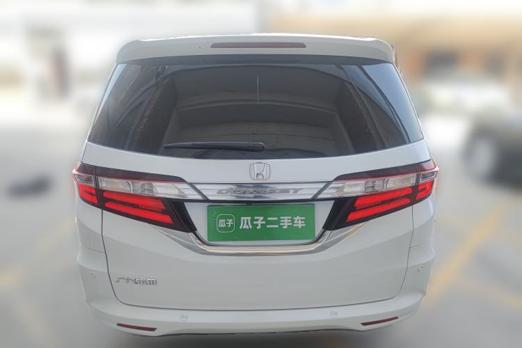 Used Honda Odyssey 2015 Revised Version 2.4L Supreme Edition