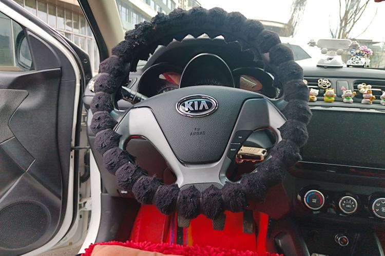 Used Kia K2 2015 Sedan 1.4L MT GLS
